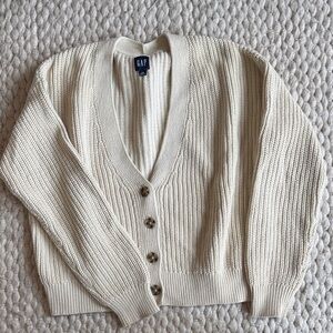 GAP Off-White Chunky V-Neck Button Cardigan